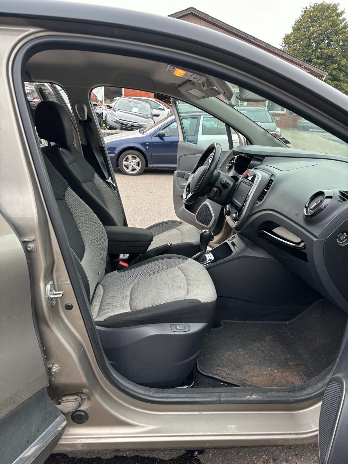 Billede af Renault Captur 1,2 TCe 120 Authentique EDC