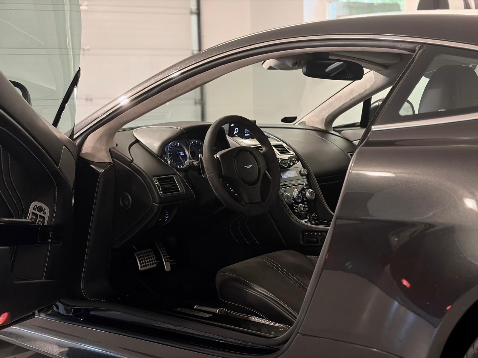 Aston Martin – V8 Vantage S