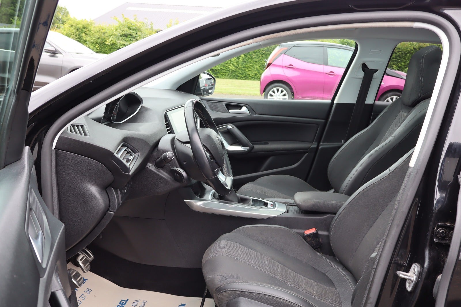 Billede af Peugeot 308 1,5 BlueHDi 130 Allure Grand SW