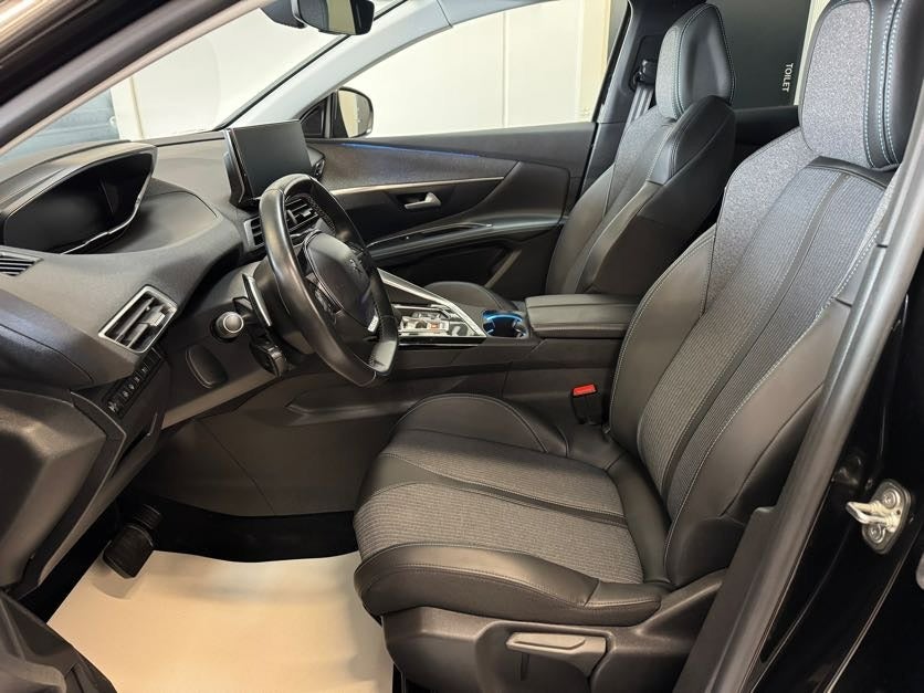 Peugeot 3008 Hybrid First Selection EAT8