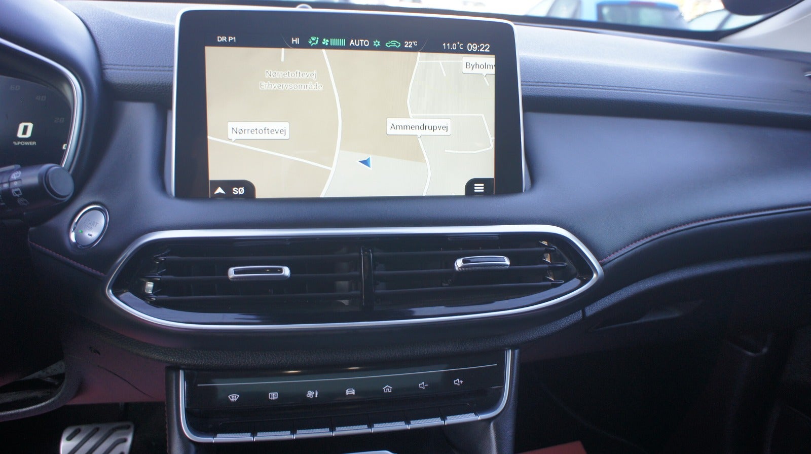 MG EHS PHEV Luxury