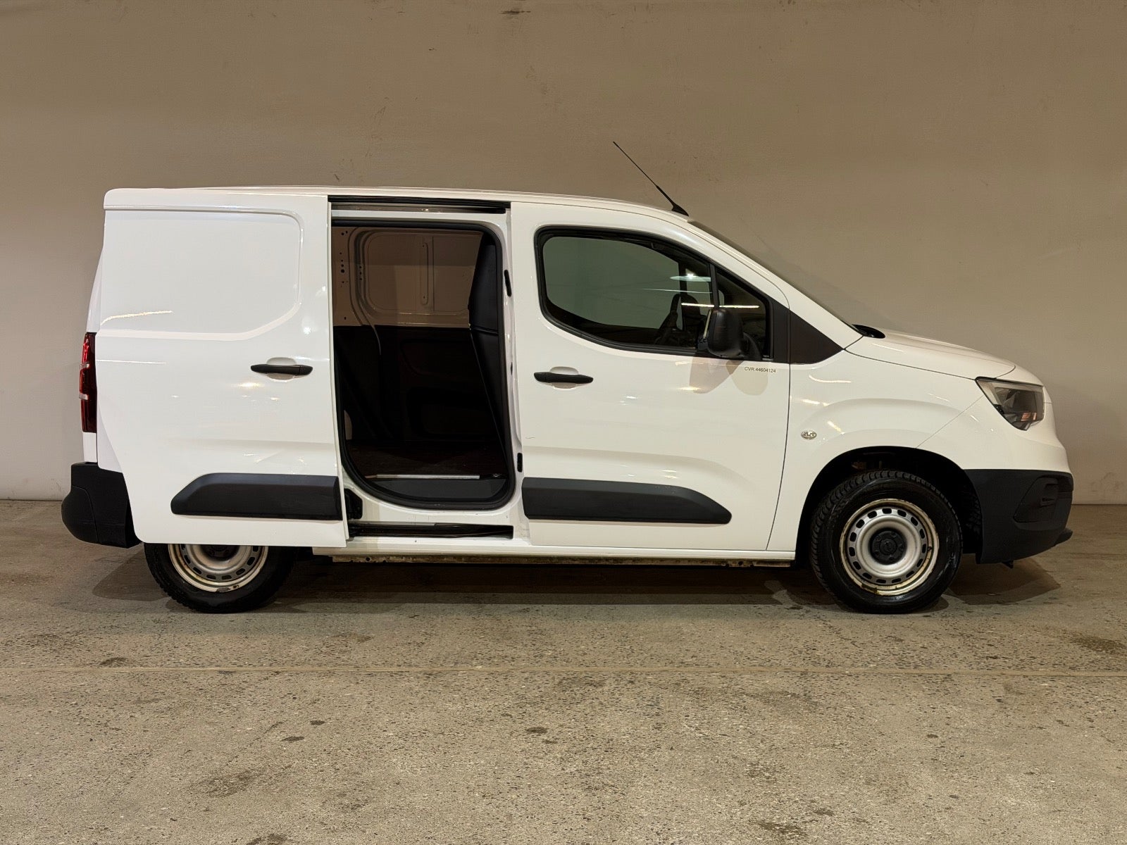 Opel Combo D 102 Enjoy+ L1V1