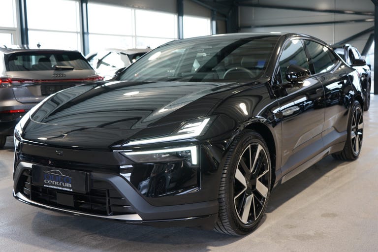 Polestar 4 Long Range AWD