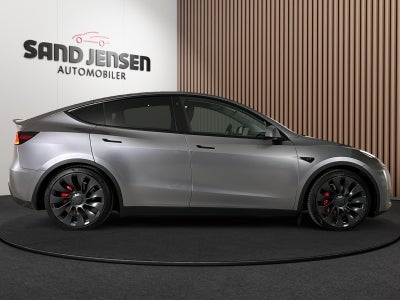Tesla Model Y Performance AWD