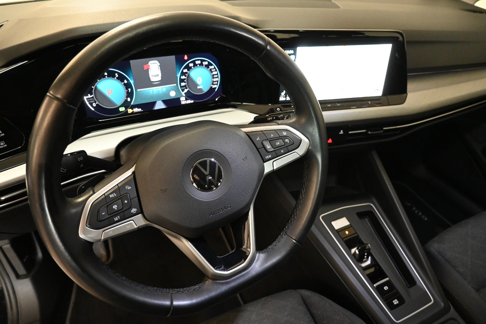 VW Golf VIII eTSi 130 Life Variant DSG