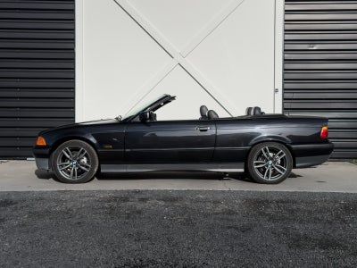 BMW 328i 2,8 Cabriolet aut. 2d