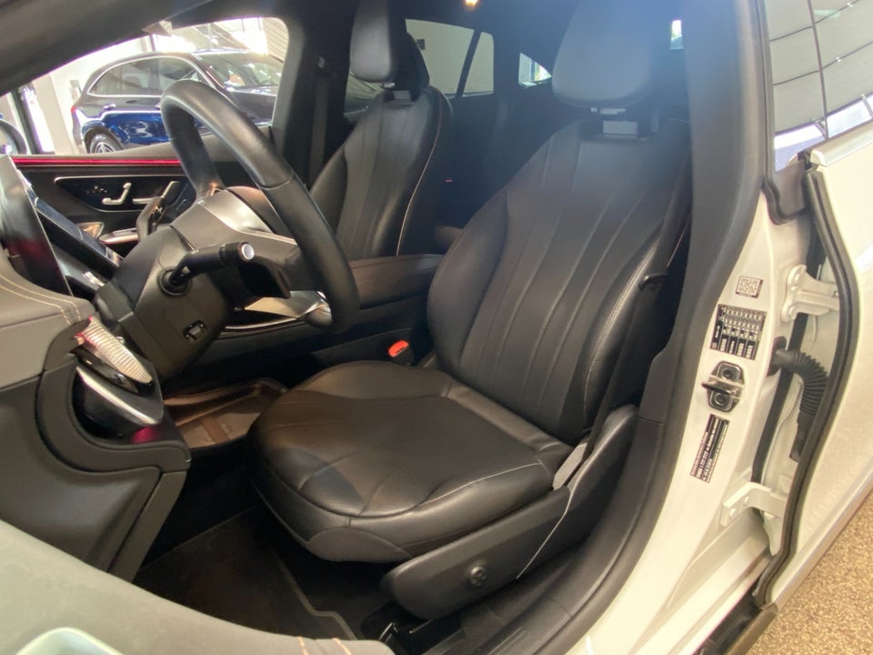 Mercedes EQE350, Billede 5
