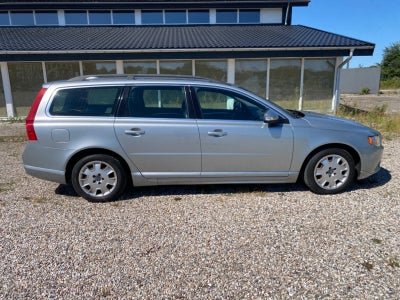 Volvo V70 1,6 D DRIVe Summum Diesel modelår 2010 km 293000 Sølvmetal nysynet klimaanlæg ABS airbag s