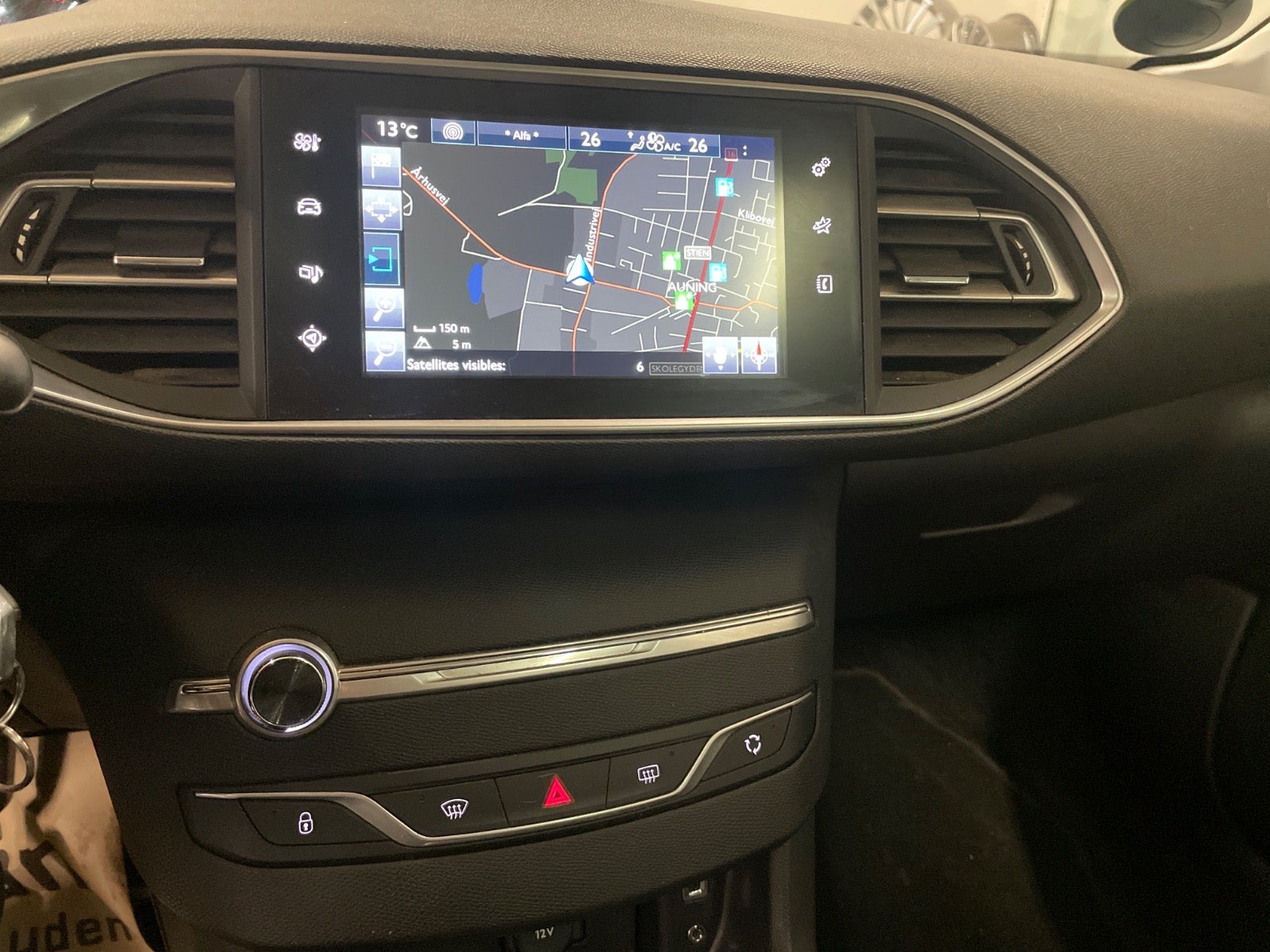 Peugeot 308 BlueHDi 120 Style Sky SW