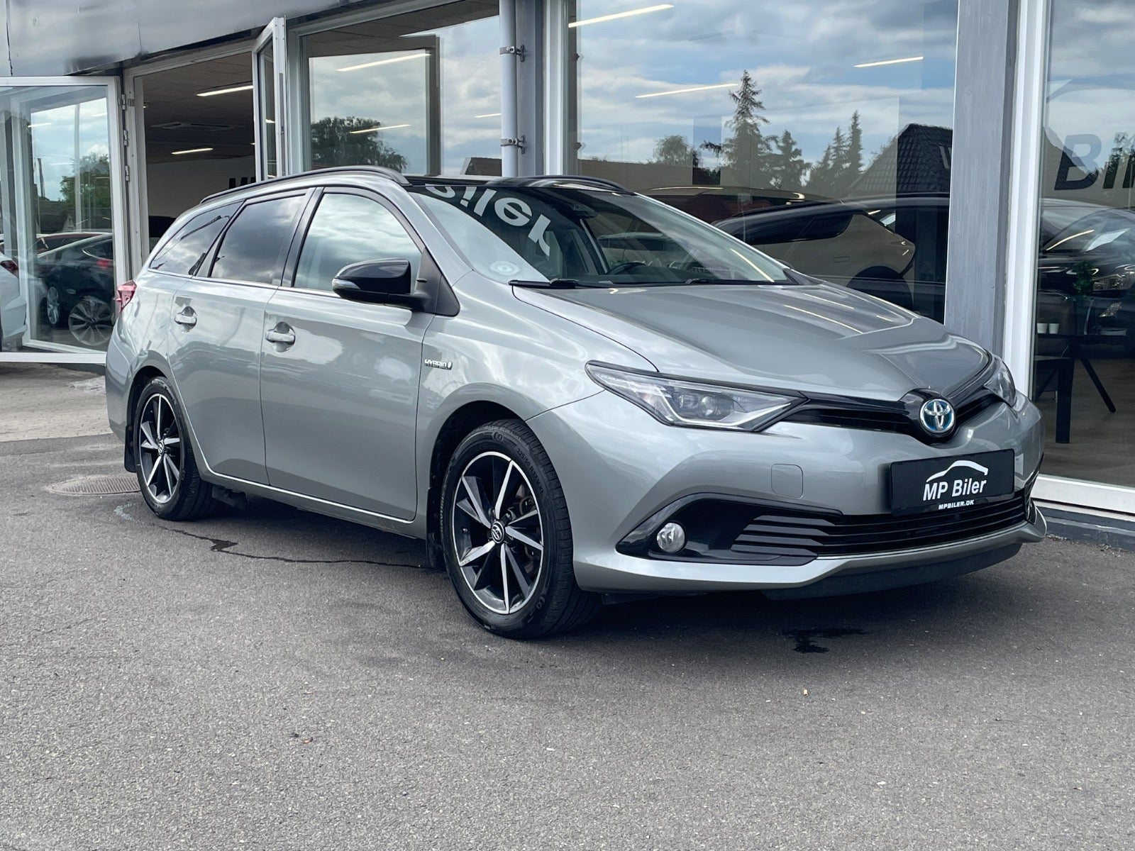 Billede af Toyota Auris 1,8 Hybrid H2 Style Touring Sports CVT