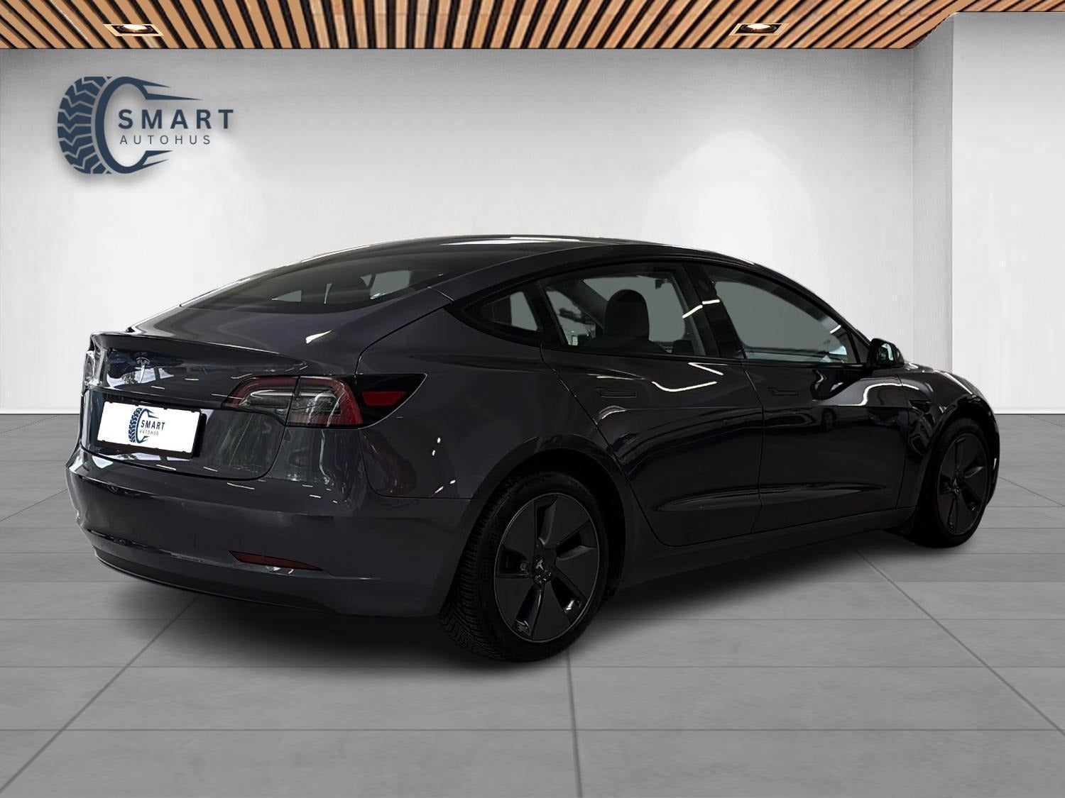 Billede af Tesla Model 3 Standard Range+ RWD