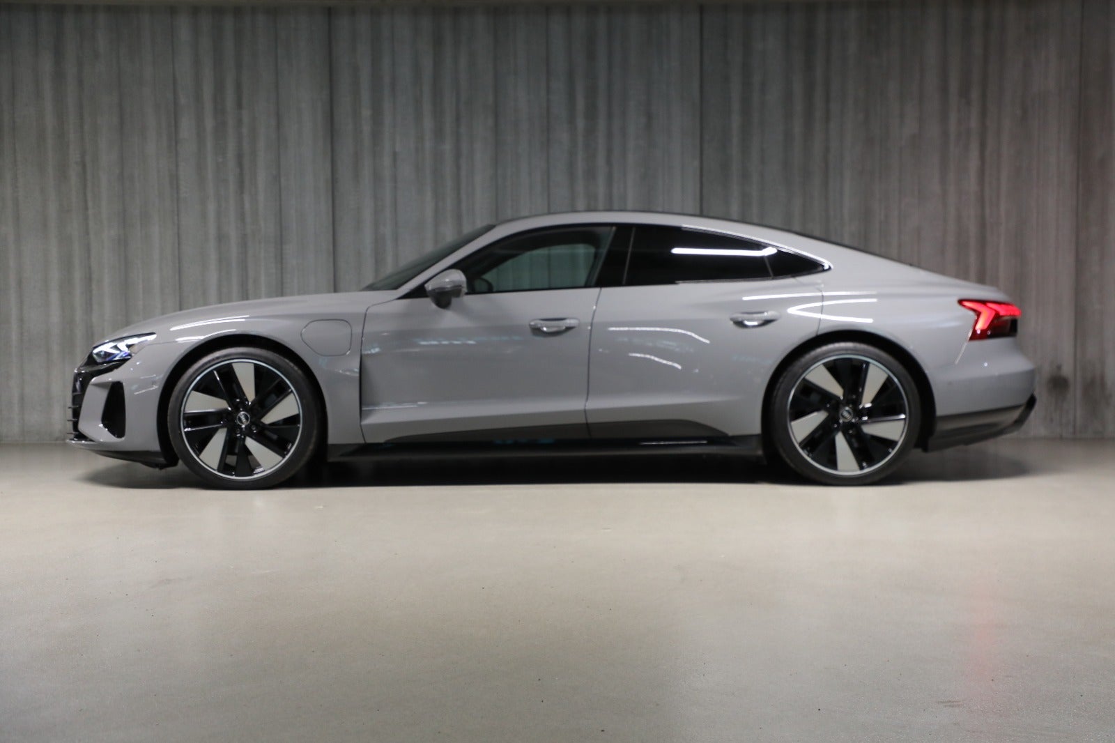 Audi e-tron GT quattro