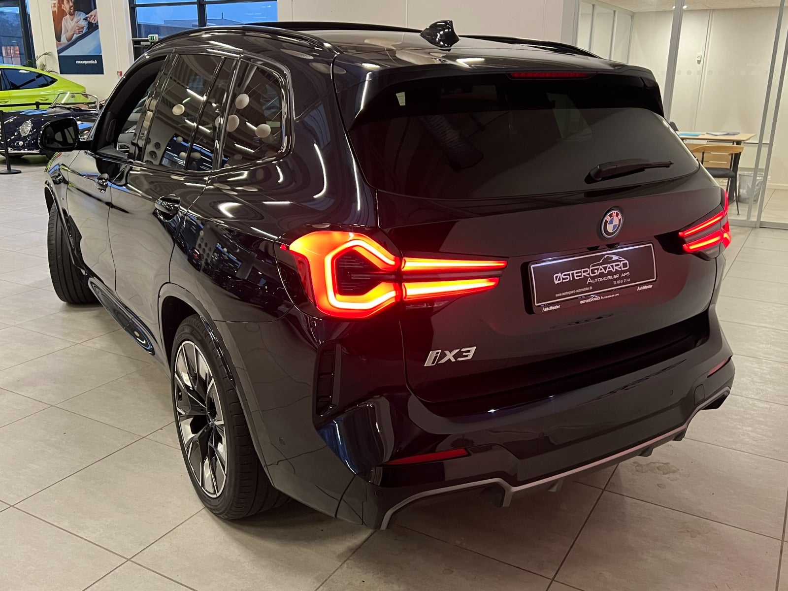 BMW iX3 2023