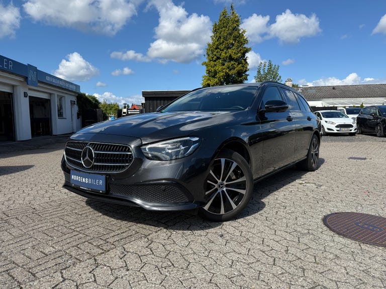 Mercedes E300 de stc. aut.