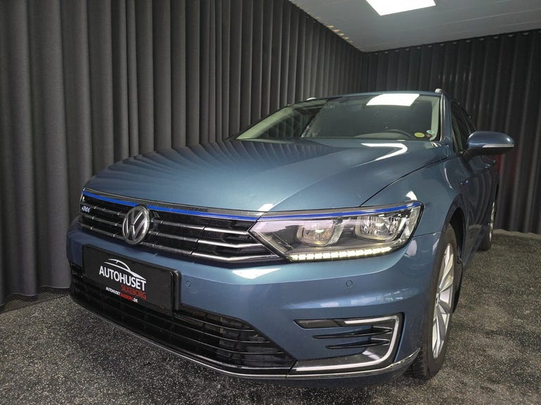 VW Passat GTE Highline Variant DSG