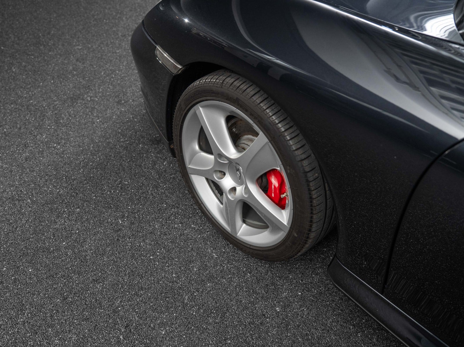 Gallery image 7 of 18