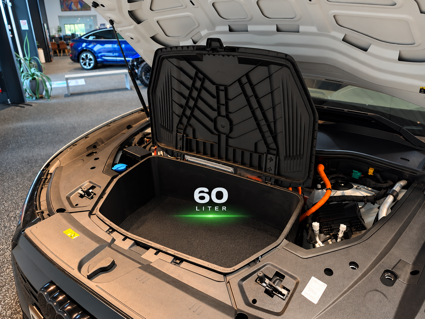 Audi Q8 e-tron 55 S-line Sportback quattro 5d - 12
