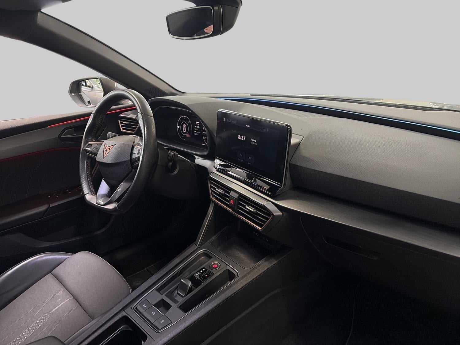 Billede af Cupra Leon 1,4 eHybrid Sportstourer DSG