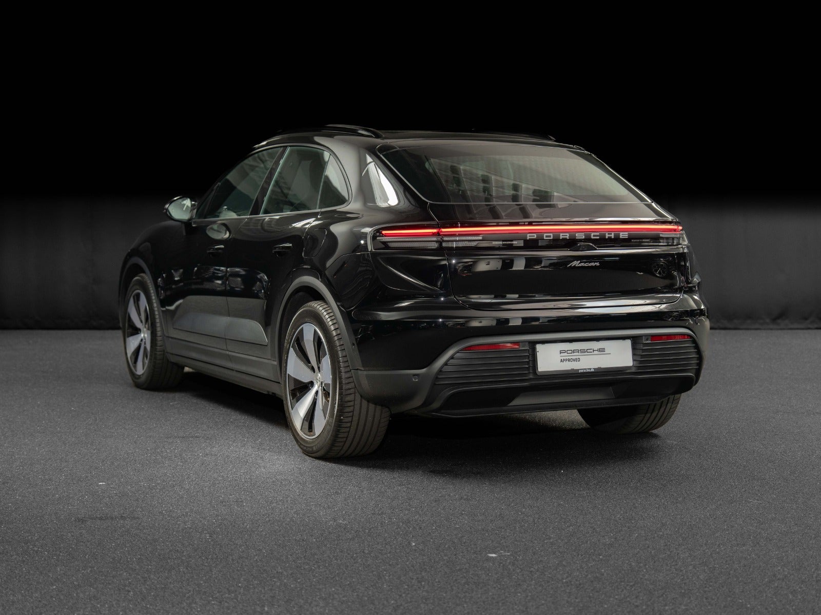 Gallery image 2 of 15