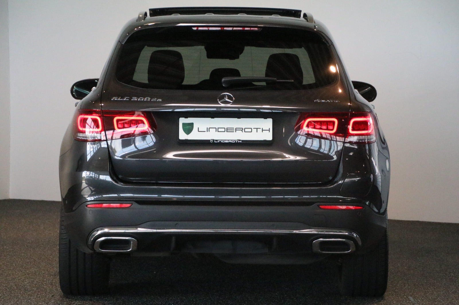 Mercedes GLC300 de 2,0 aut. 4Matic 5d - 4