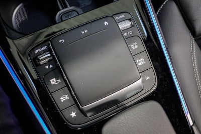 Mercedes EQB350
