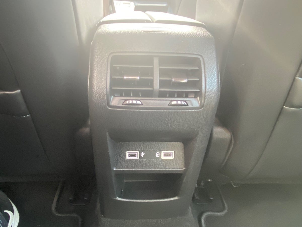 Billede af Peugeot 308 1,6 Hybrid First Selection EAT8