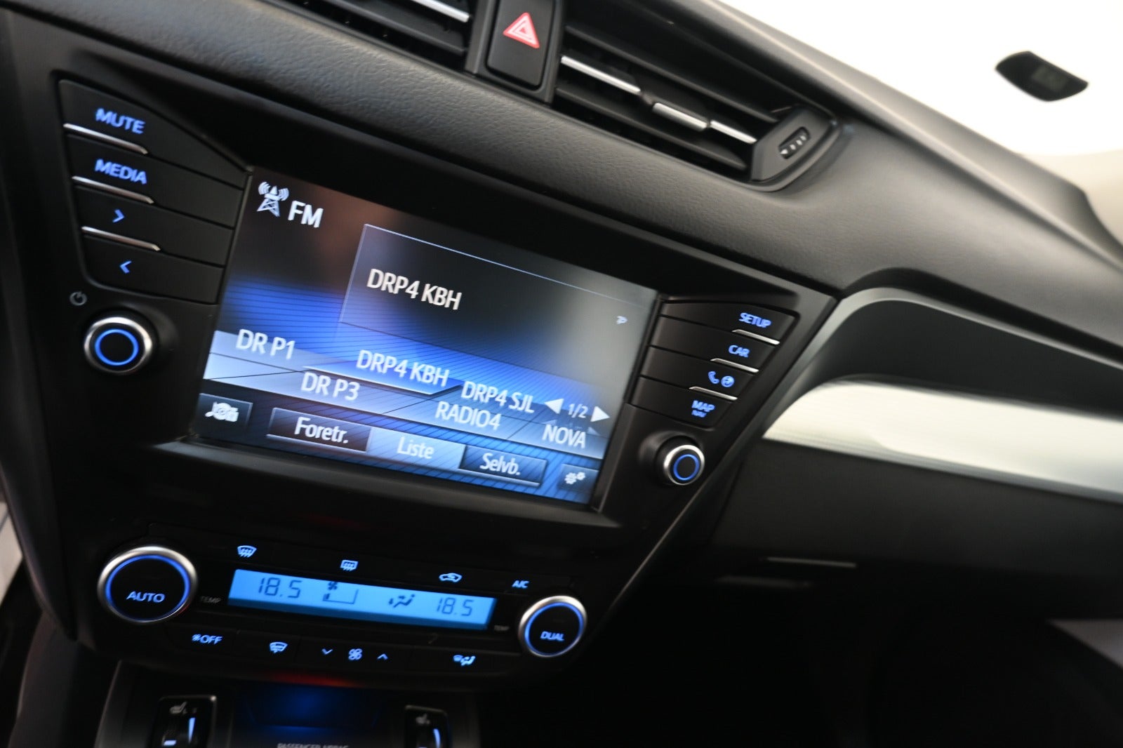 Toyota Avensis VVT-i Spirit Touring Sports