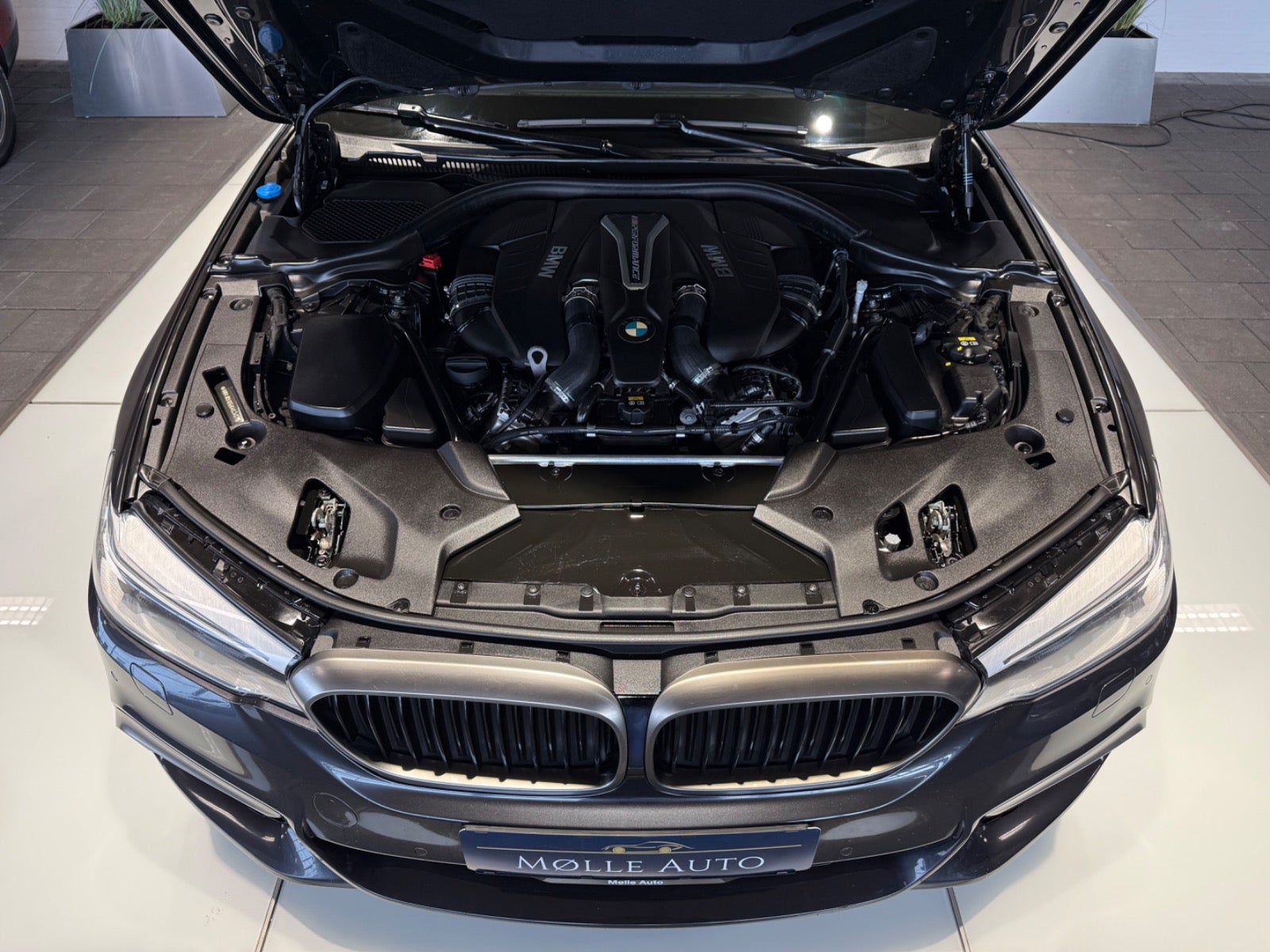 Billede af BMW M550i 4,4 xDrive aut.