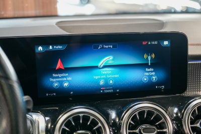 Mercedes EQB250+