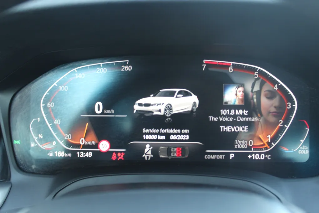 BMW 320i Sport Line aut.