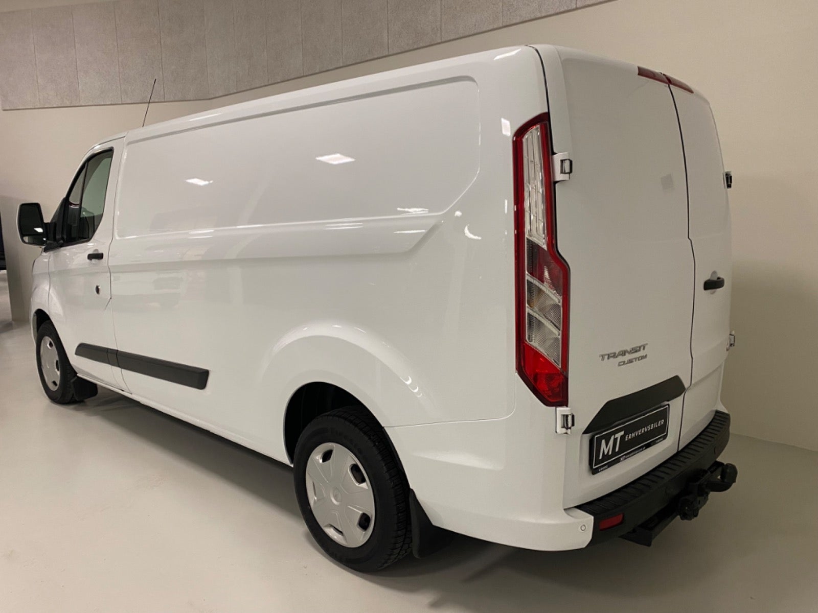 Billede af Ford Transit Custom 300L 2,0 TDCi 170 Trend