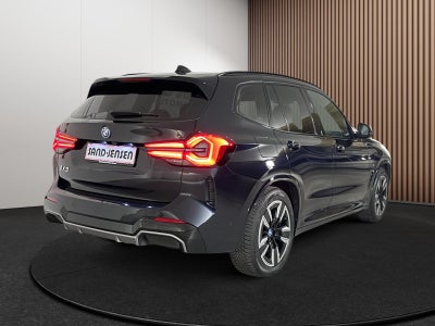 BMW iX3 Charged M-Sport