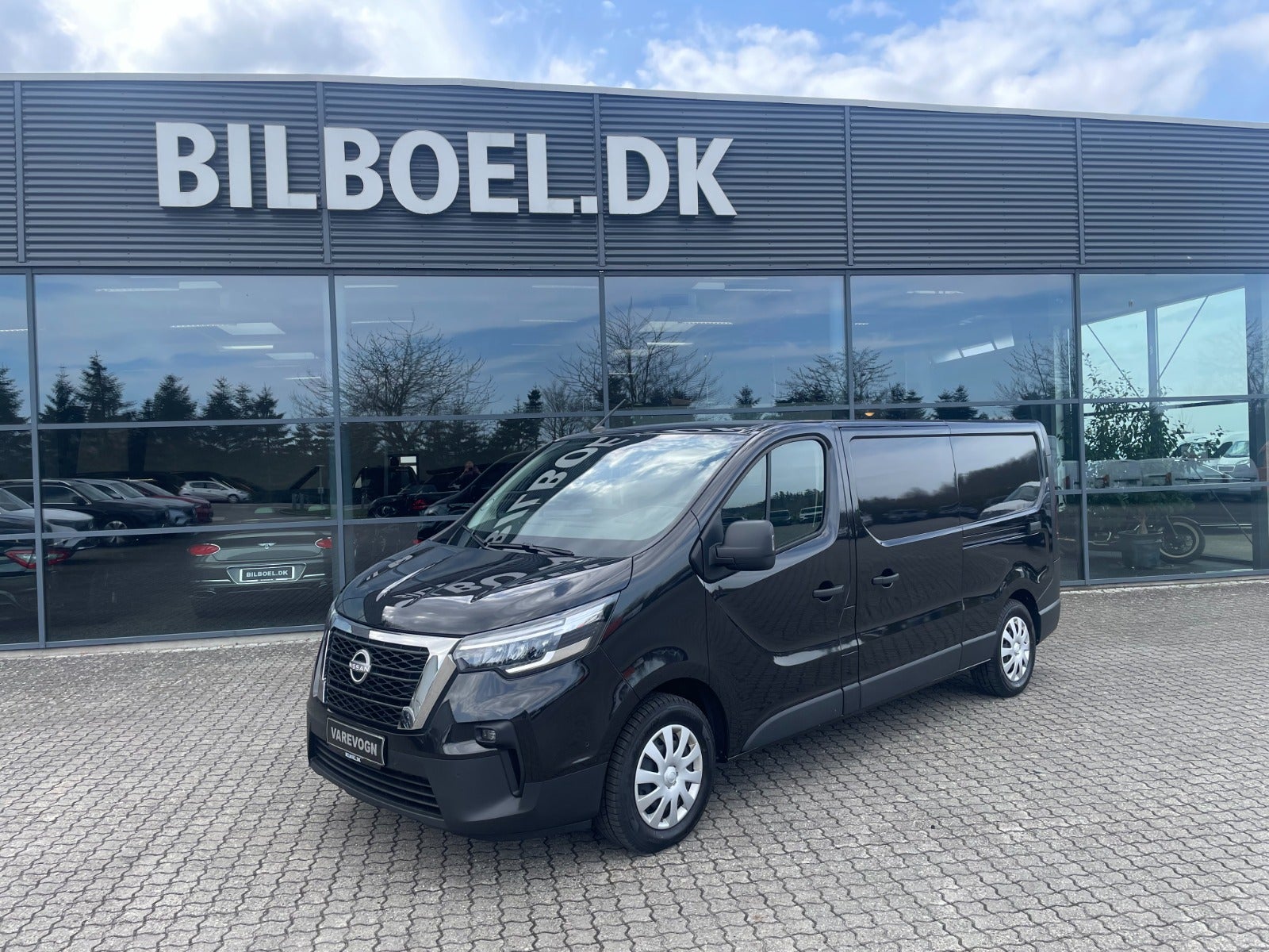 Nissan Primastar dCi 150 L2H1 N-Connecta DCT Van