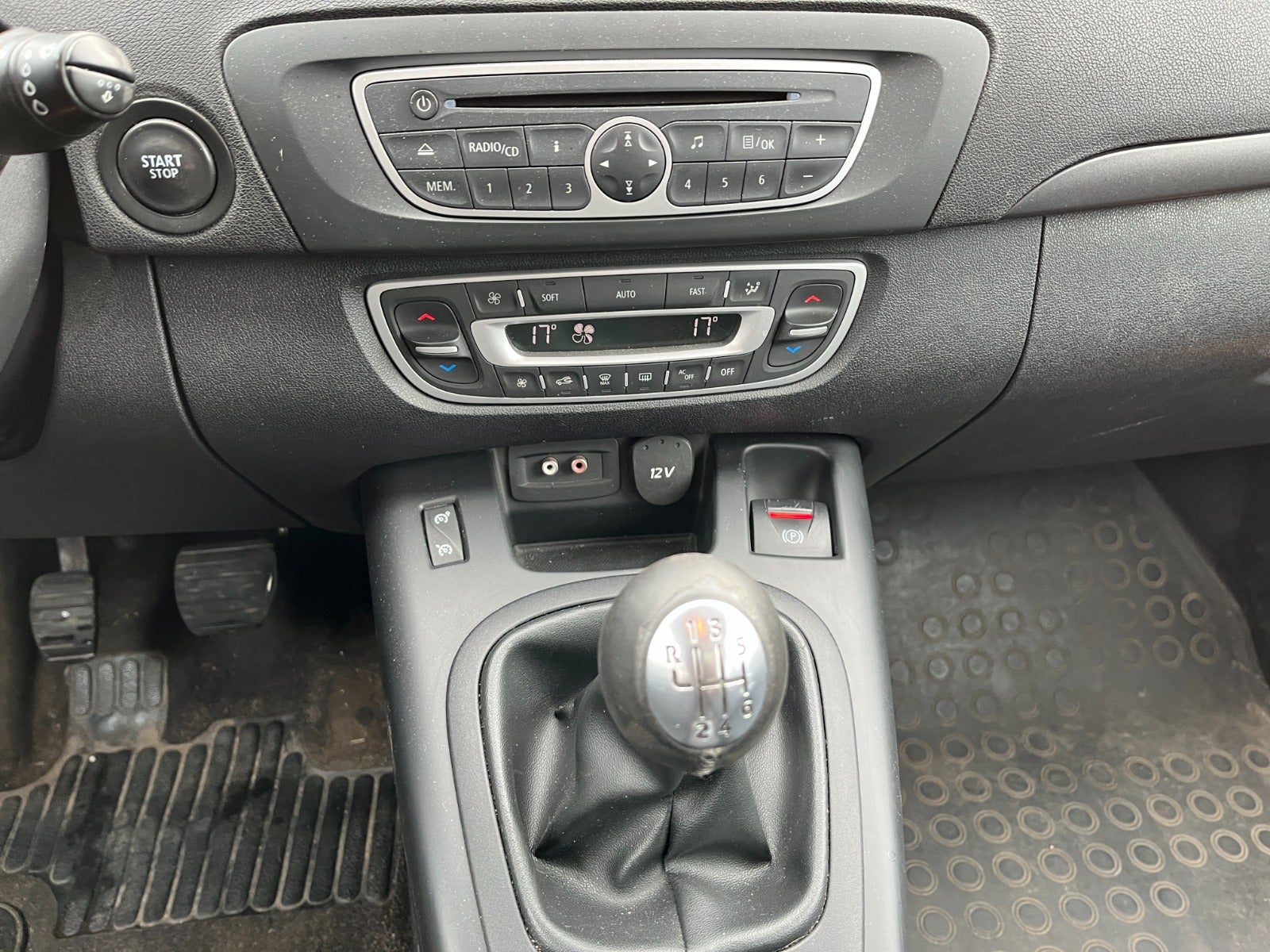 Billede af Renault Grand Scenic III 1,4 TCe 130 Authentique 7prs