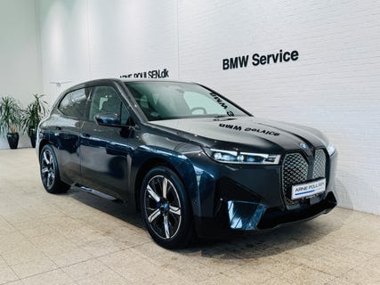 BMW iX