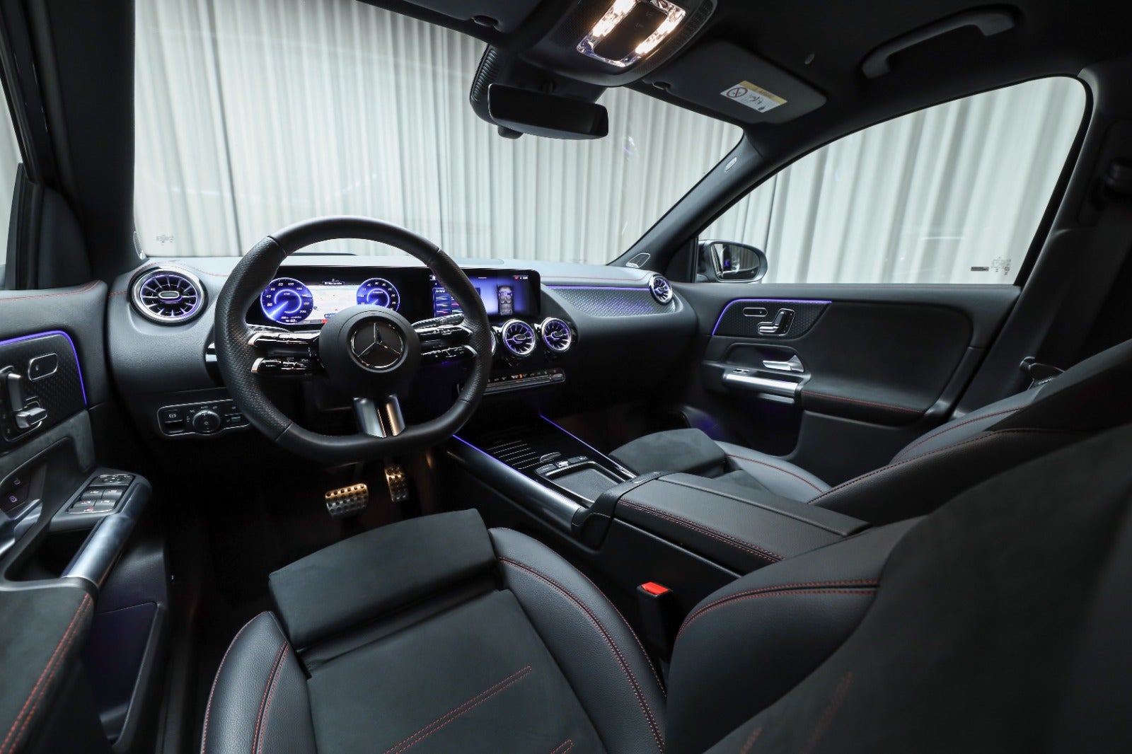 Mercedes-Benz EQA 250+ (4/8)