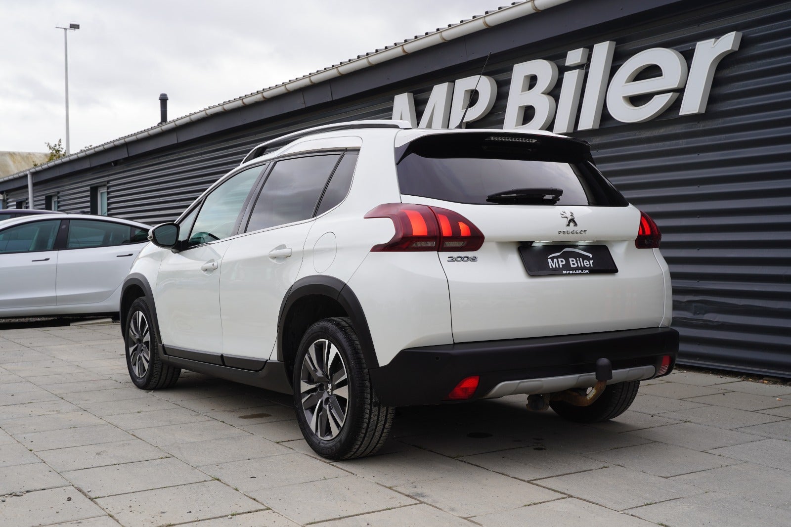 Billede af Peugeot 2008 1,6 BlueHDi 100 Desire Sky