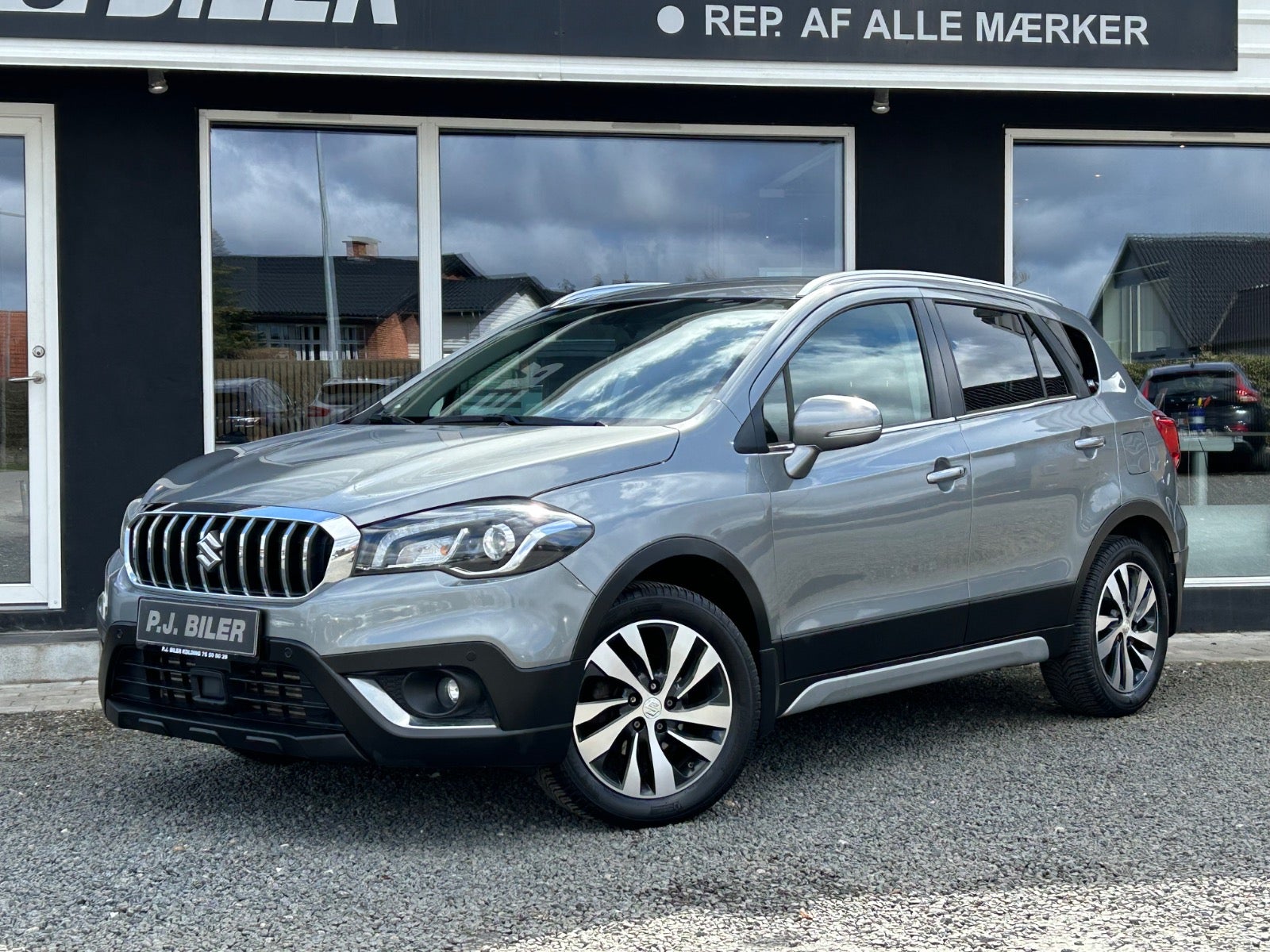 Suzuki S-Cross