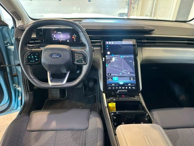 Ford Explorer Select Extended Range