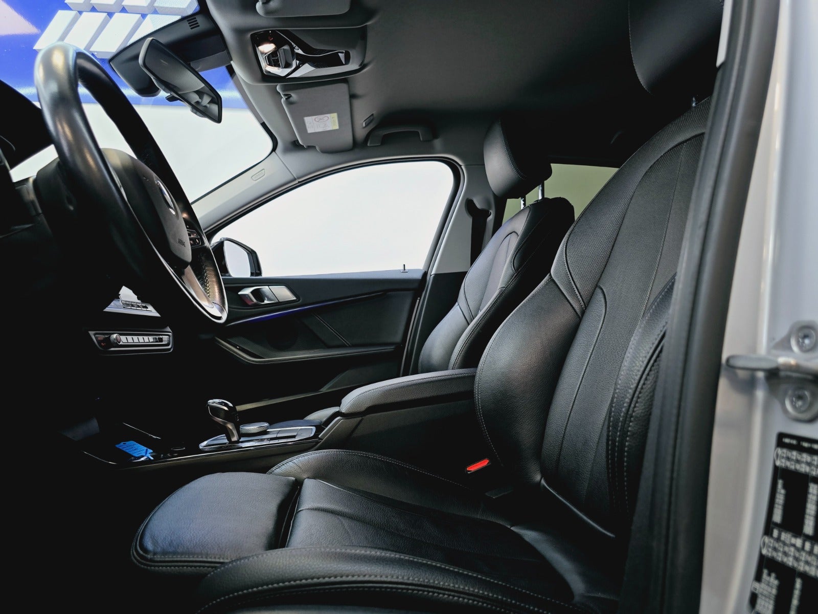 Billede af BMW 118i 1,5 Sport Line aut.