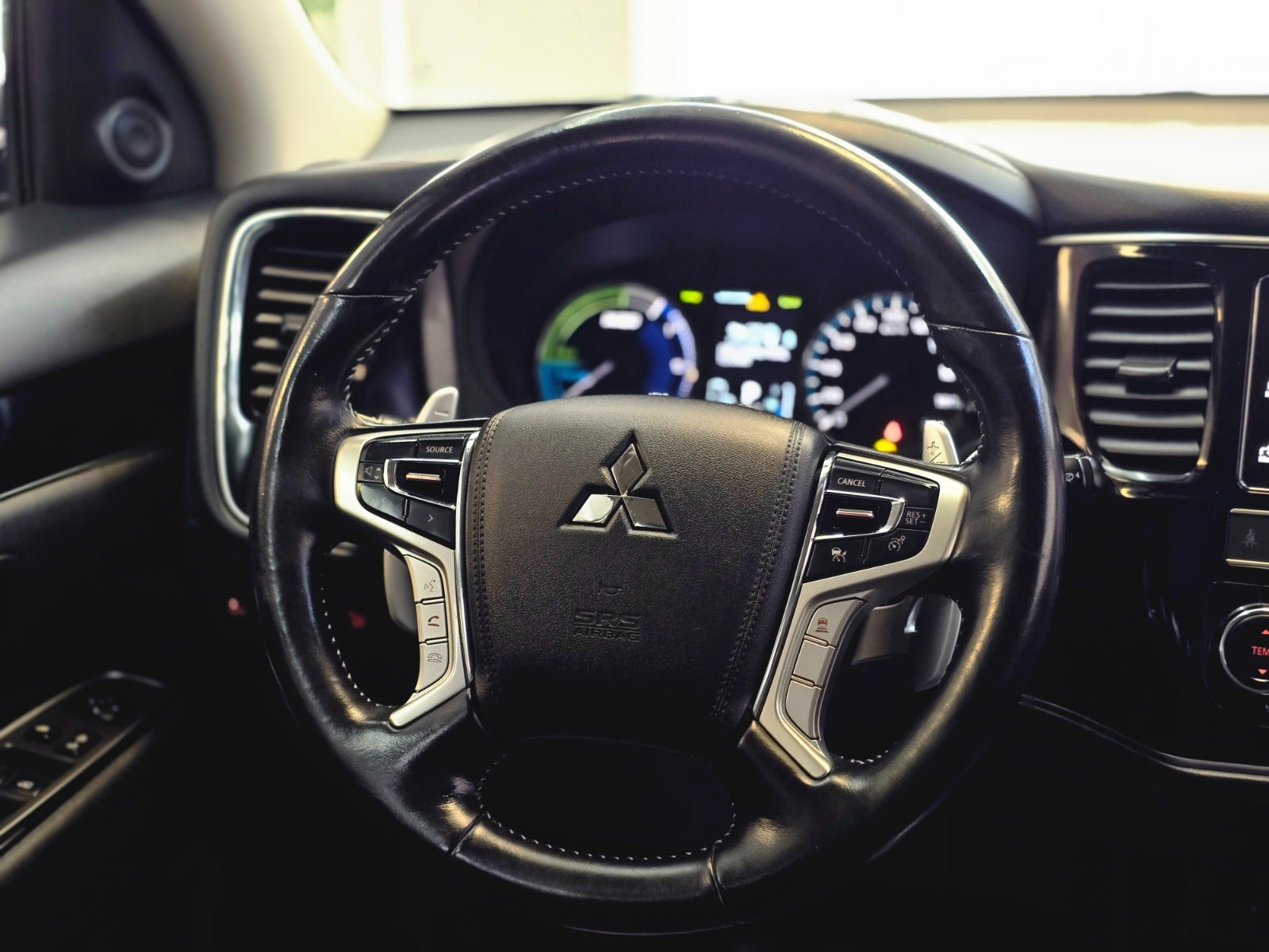 Billede af Mitsubishi Outlander 2,4 PHEV Intro Edition CVT 4WD