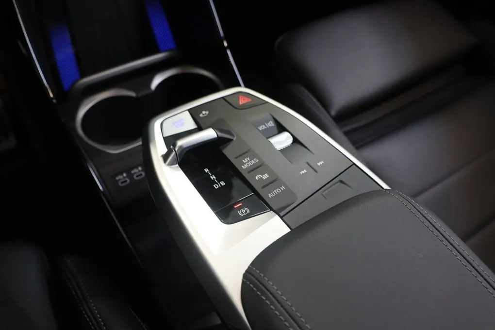 BMW iX1 xDrive30 M-Sport