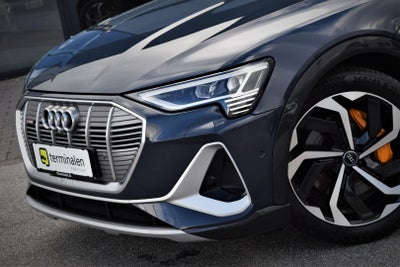 Audi e-tron S-line Sportback quattro Audi e-tron S-line Sportback quattro - 2