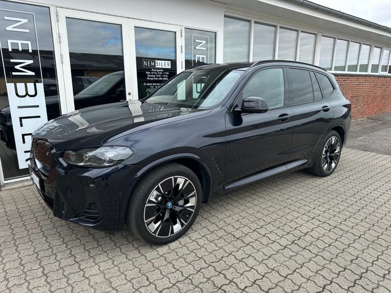 BMW iX3 Charged Plus M-Sport