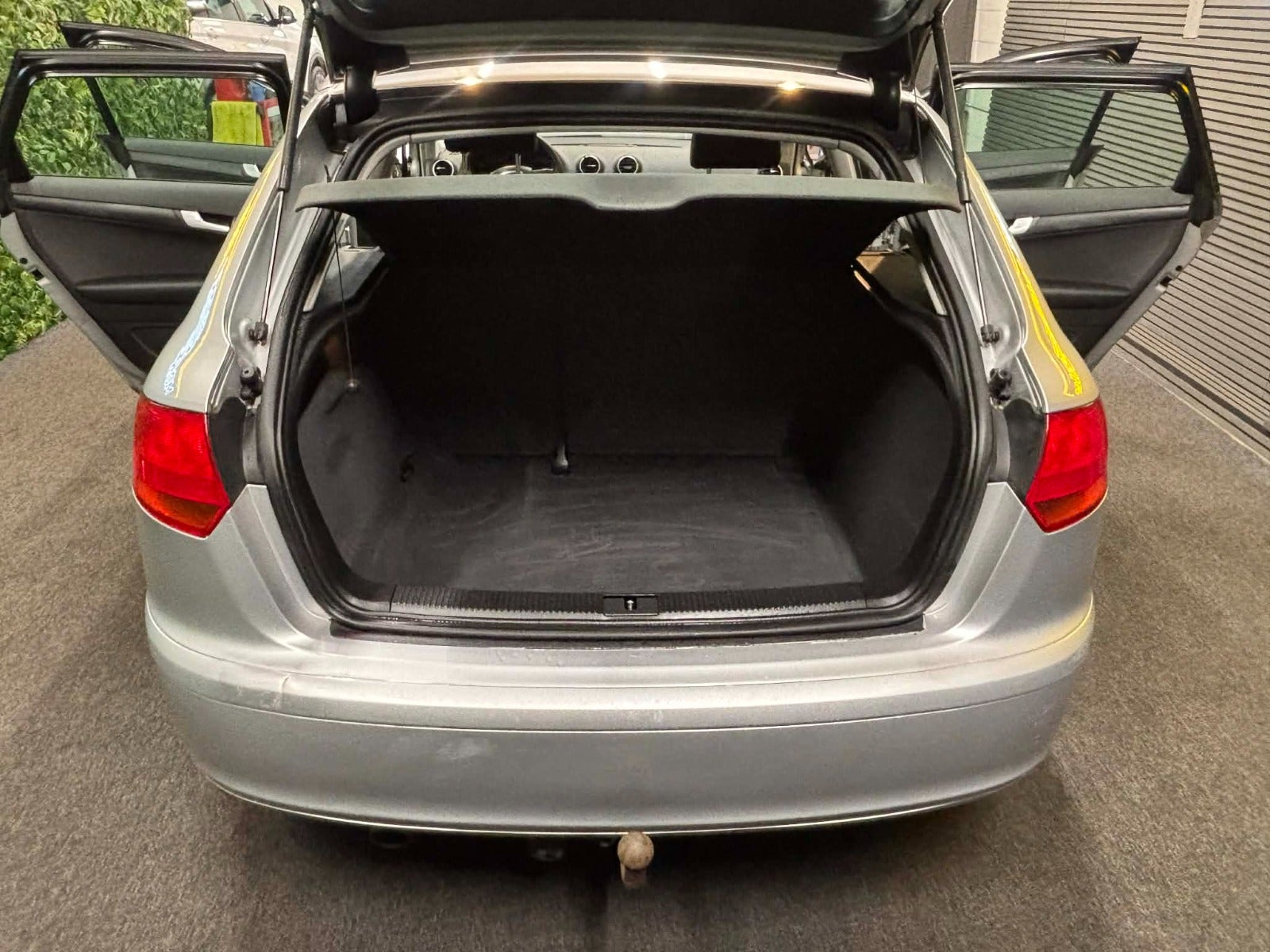 Billede af Audi A3 1,6 Ambiente Sportback