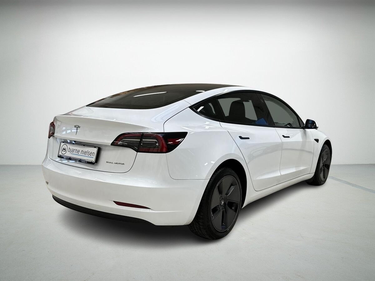 Tesla Model 3 Long Range AWD billede 2