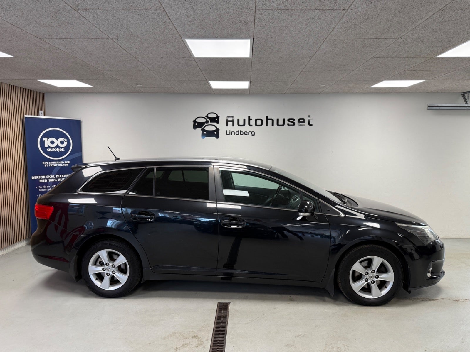 Billede af Toyota Avensis 2,0 D-4D T2 Touch stc.