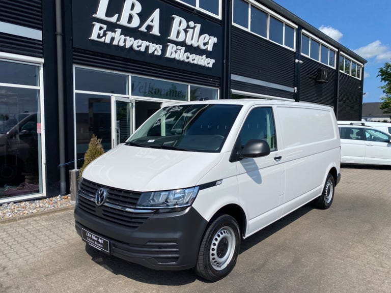 VW Transporter TDi 110 Kassevogn lang