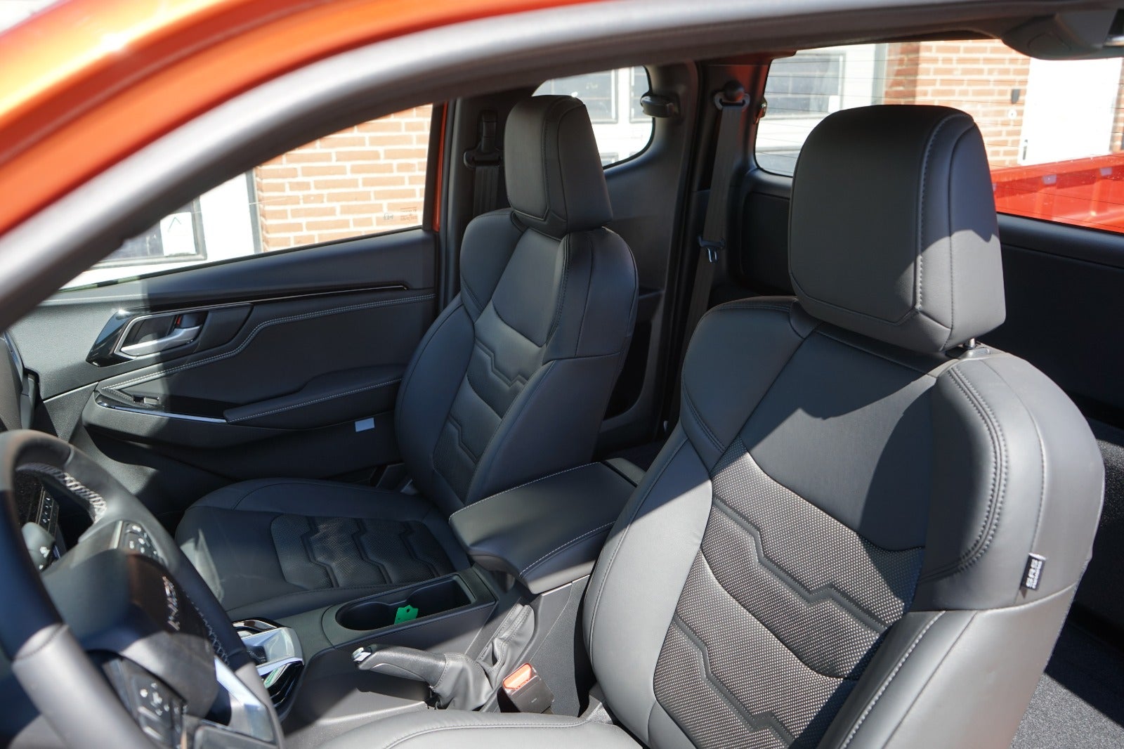 Billede af Isuzu D-Max 1,9 TD 163 Ext. Cab Exclusive aut.