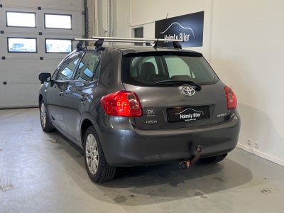 Toyota Auris Luna